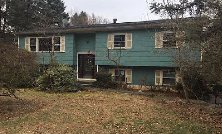 1st image of 11 S Amundsen Ln