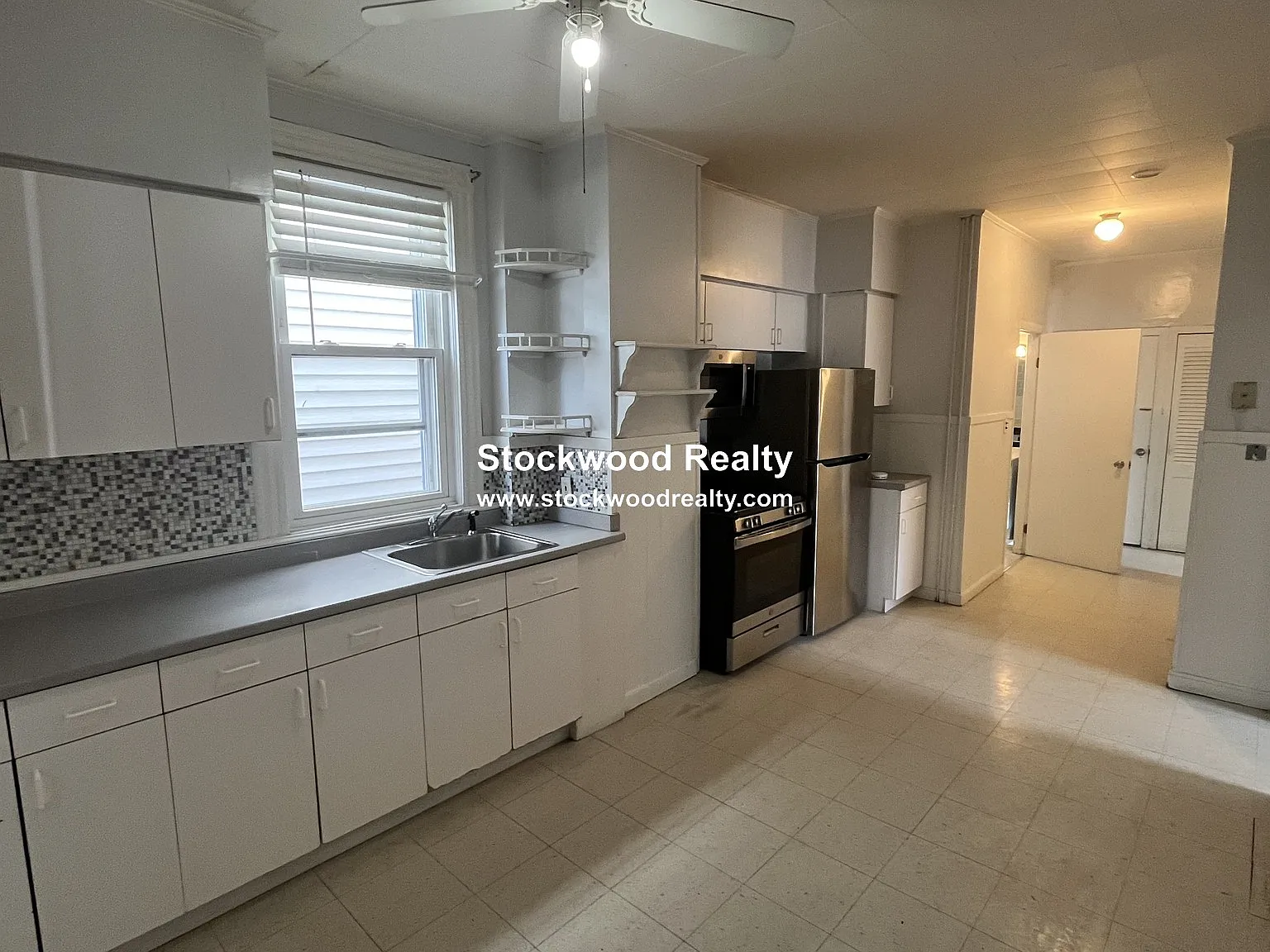 2 bed, $2,450 — Photo 2