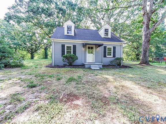 2nd image of 11384 Pinhook Rd