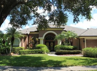 5709 Tanagerside Rd, Lithia, FL 33547