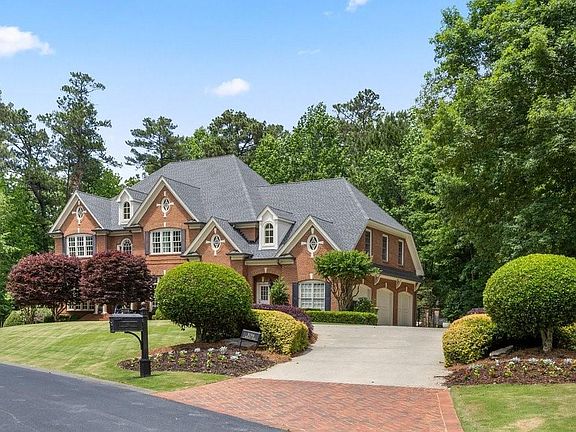 3rd image of 8196 Hewlett Rd