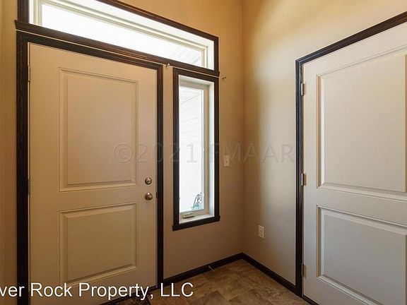 4th image of 4461 18th St S