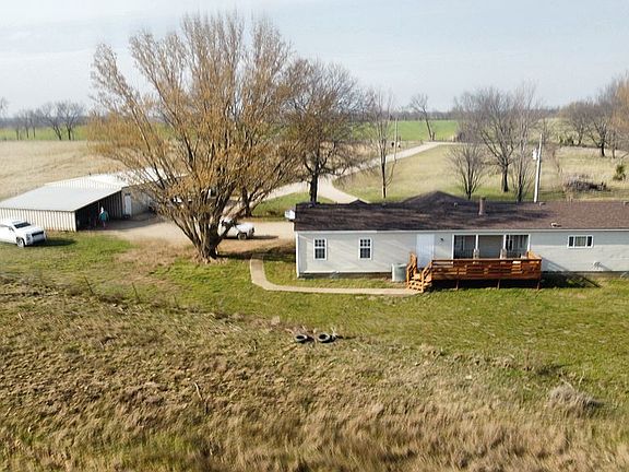 2nd image of 439 16500th Rd