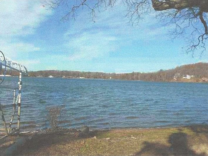 1st image of 4704 Clear Lake Shore Dr