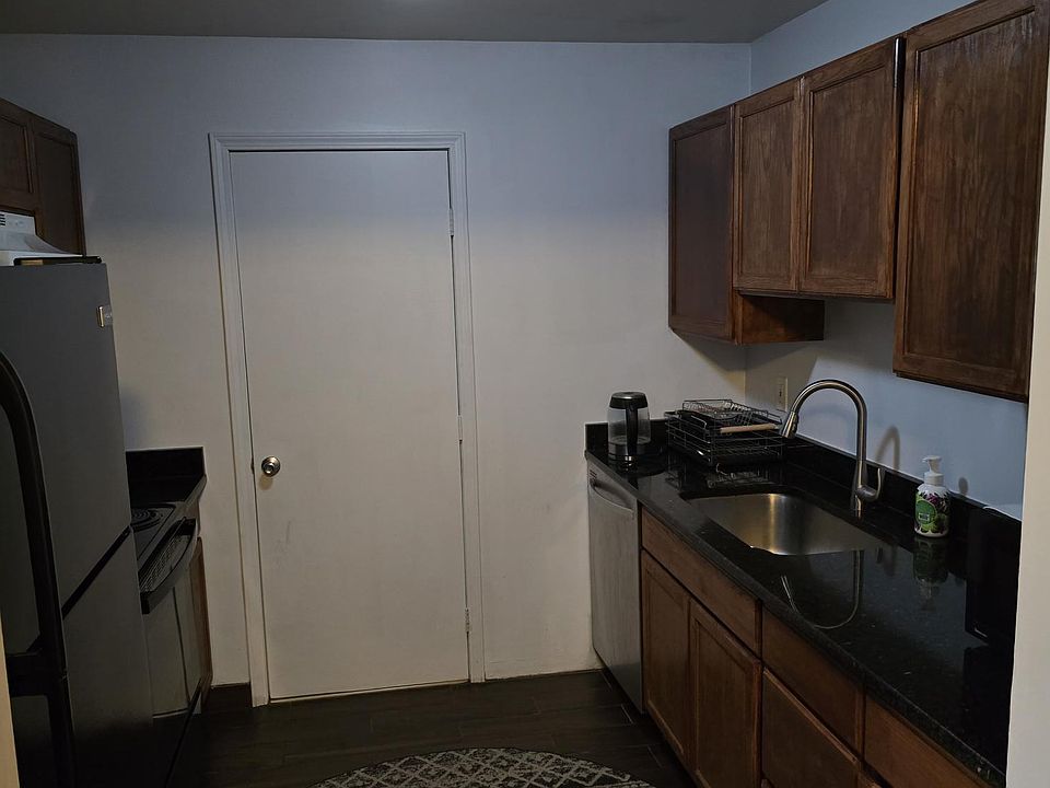 1st image of 24541 Ann Arbor Trl APT 201