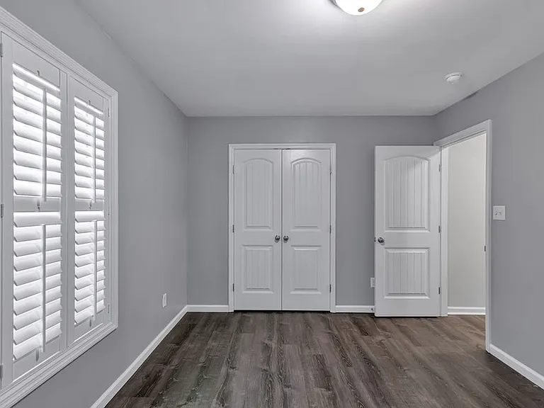 202 Cottage Brook Ct — Photo 17