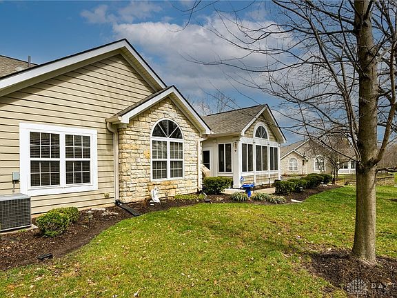 2nd image of 74 Edinburgh Village Dr