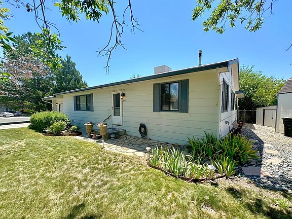 2nd image of 621 E Indian Creek Dr