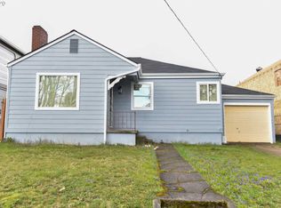 8269 N Chautauqua Blvd, Portland, OR 97217