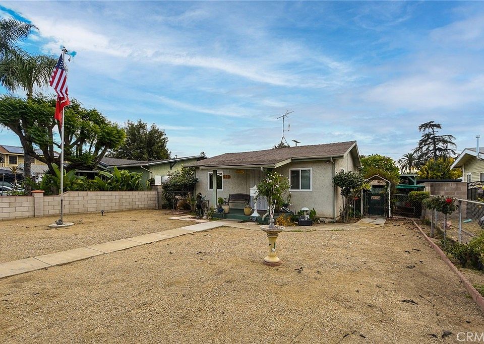 1st image of 530 Lynn Haven Ct