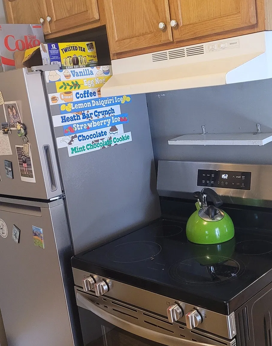 3 bed, 1131 sqft, $3,225 — Photo 3