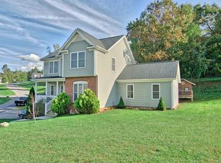 764 Silver Lake Rd, Christiansburg, VA 24073