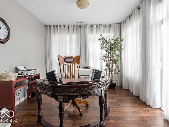 5th image of 10315 River Park Way #6