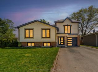 730 Hyde Rd, Burlington, ON L7S 1S7