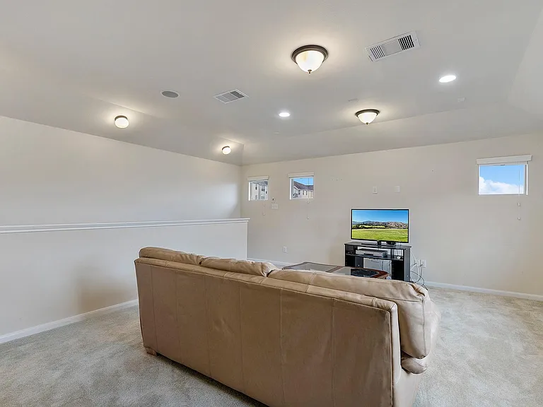 16911 Savannah Park Dr — Photo 23