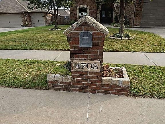 3rd image of 4708 SW 124th Pl