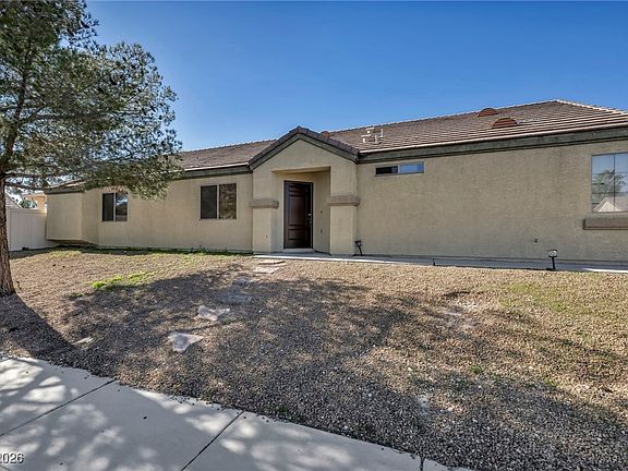 2nd image of 513 Dolphin Peak Ct