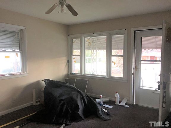 3rd image of 302 Wilmington Ave