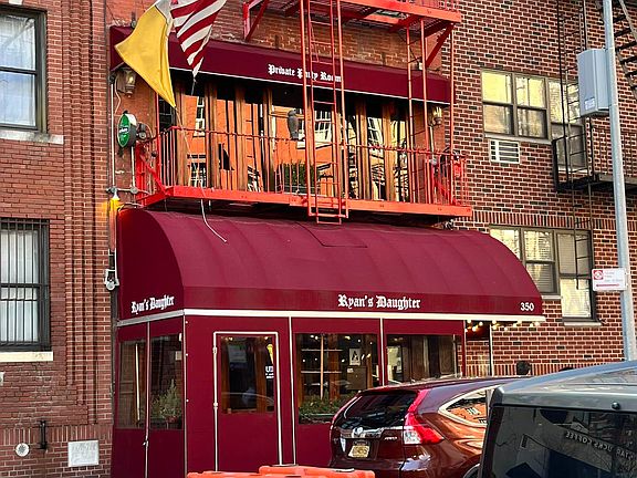 3rd image of 337 E 85th St #4000