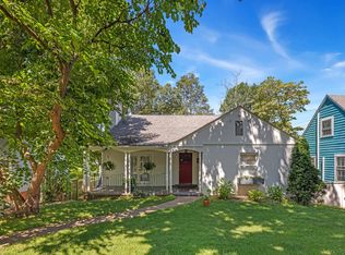 70 Manetta Rd, Asheville, NC 28804