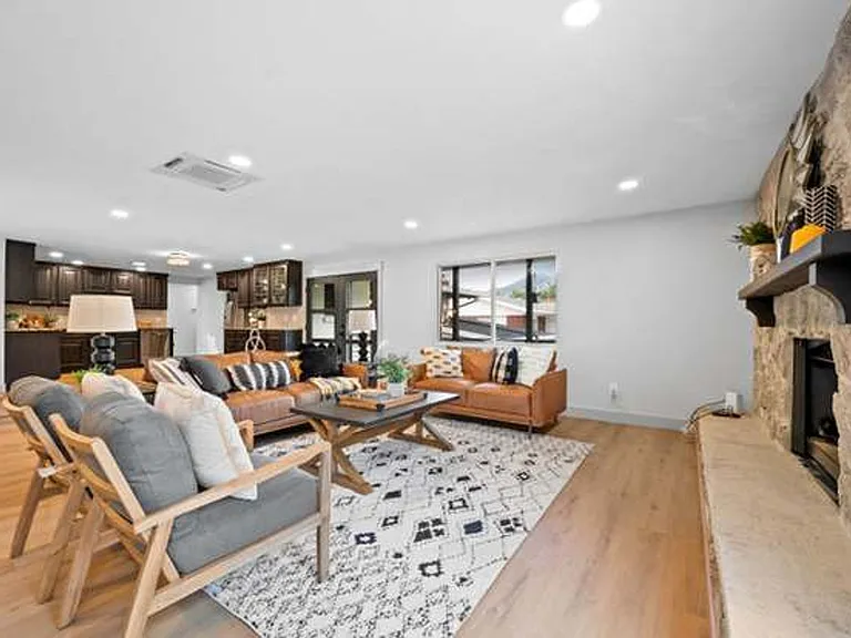 1238 E Oros Ave — Photo 12
