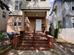 239 Wainwright St, Newark, NJ 07112