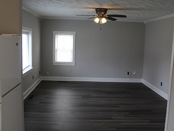 4th image of 116 N Grant St
