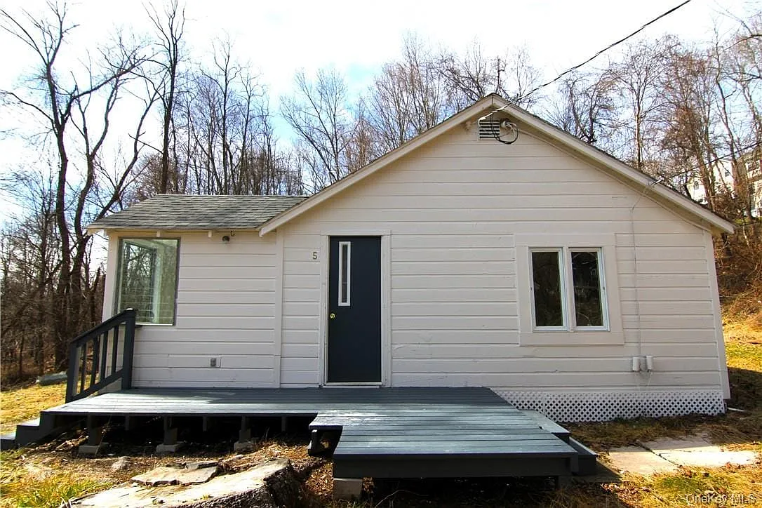 Building Photo - 71 Miller Rd #5