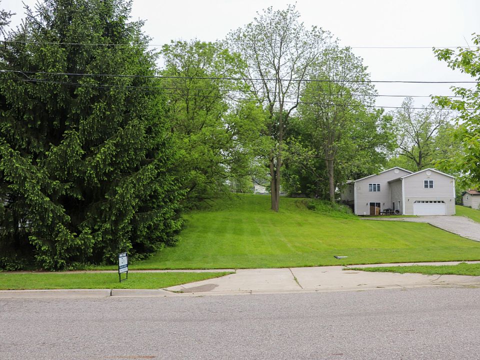 2nd image of 1 Stevenson Pl