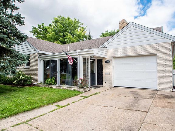 5th image of 1105 W Stratford Dr