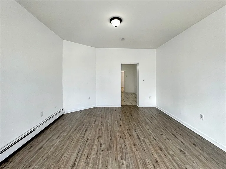 110 Bennington St #2 — Photo 8