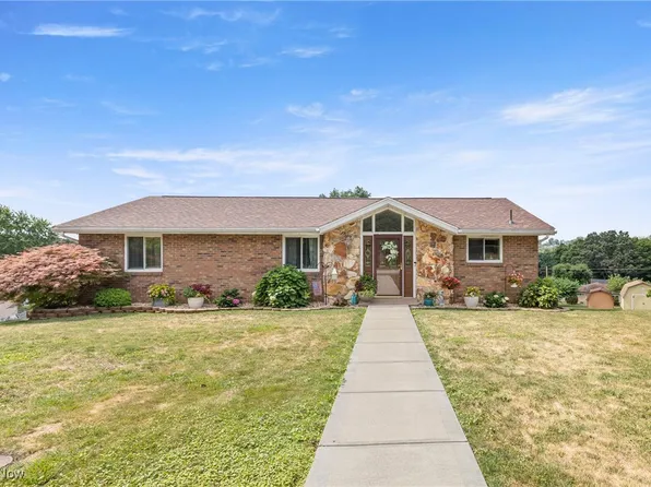 151 Beaumont Pl, Wintersville, OH 43953