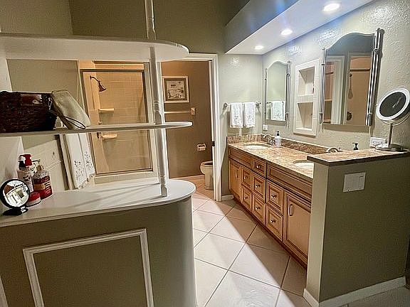 Main Bath