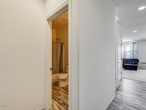 4th image of 5047 E Greenway St
