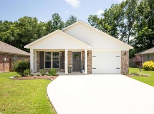 16106 Hoiles Ave, Silverhill, AL 36576