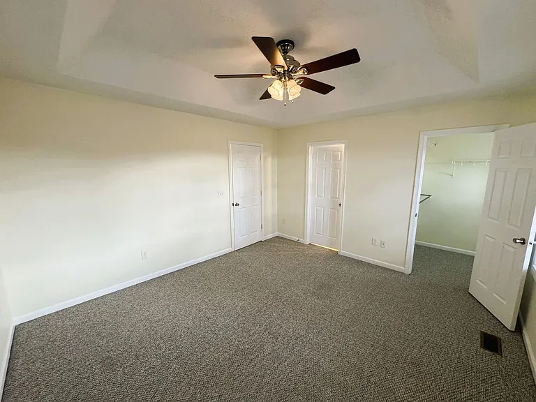 1422 Founders Way — Photo 12