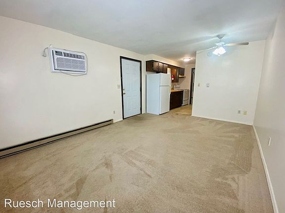 2nd image of 420 S Maple Ave #11591561