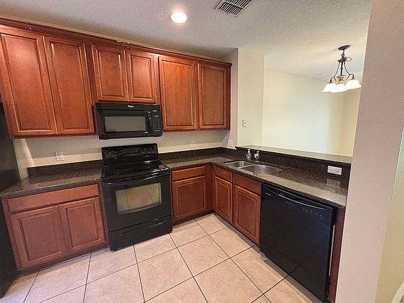 3rd image of 8515 Trail Wind Dr