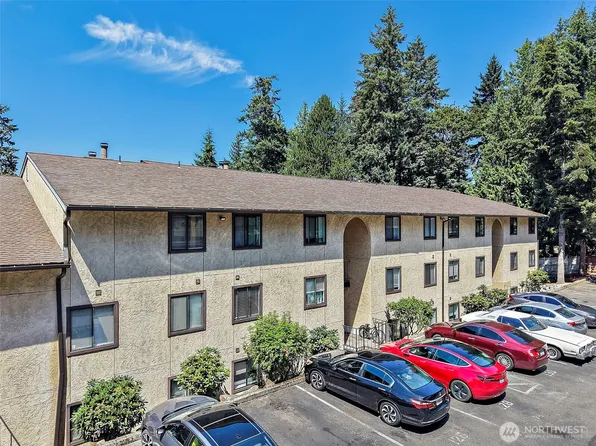 10005 SE 235th #E307, Kent, WA 98031