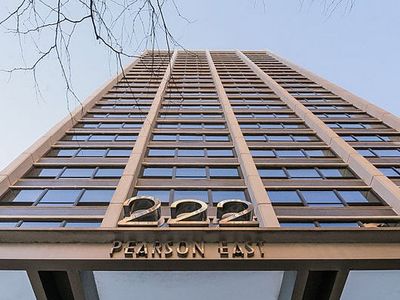 222 E Pearson St, Chicago, IL, 60611