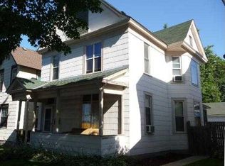 953 26th Ave NE, Minneapolis, MN 55418