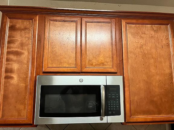4th image of 2607 Lead Point Dr