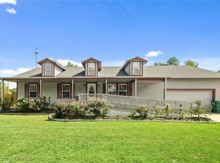 196 Western Heights Cir, Centerton, AR 72719