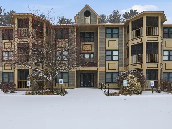 3 Mayfair Lane #108, Nashua, NH 03063