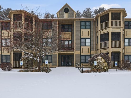 3 Mayfair Lane #108, Nashua, NH 03063