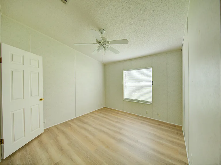 108 Poehnert Rd — Photo 23
