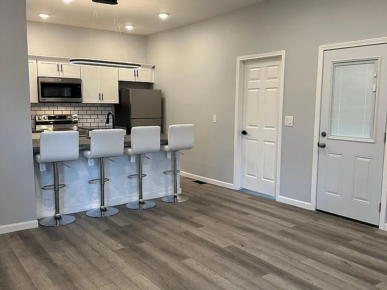 205 W Marcellus St — Photo 5