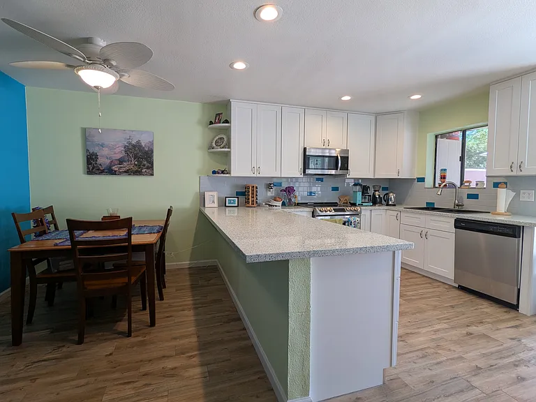 1425 E Desert Cove Ave #46 — Photo 7