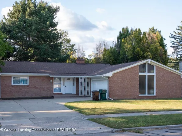 3510 Christine Dr, Lansing, MI 48911