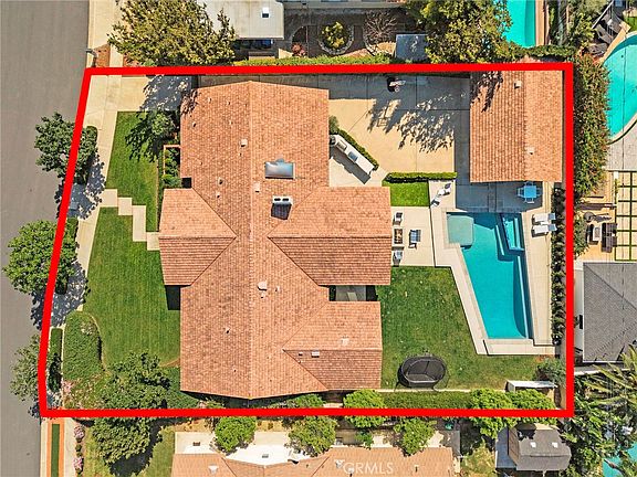 4th image of 1016 Castlegate Ln